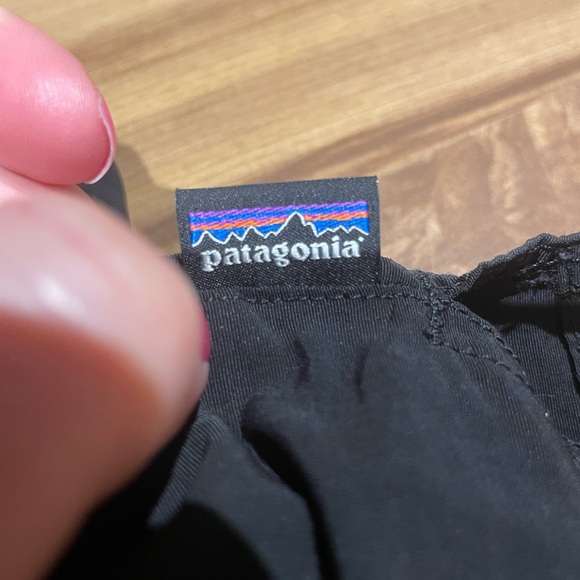 Patagonia Shorts Black Size Medium - Picture 7 of 7
